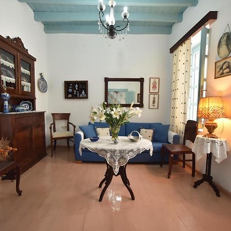 Traditional House By The Sea Mandrákion Esterno foto
