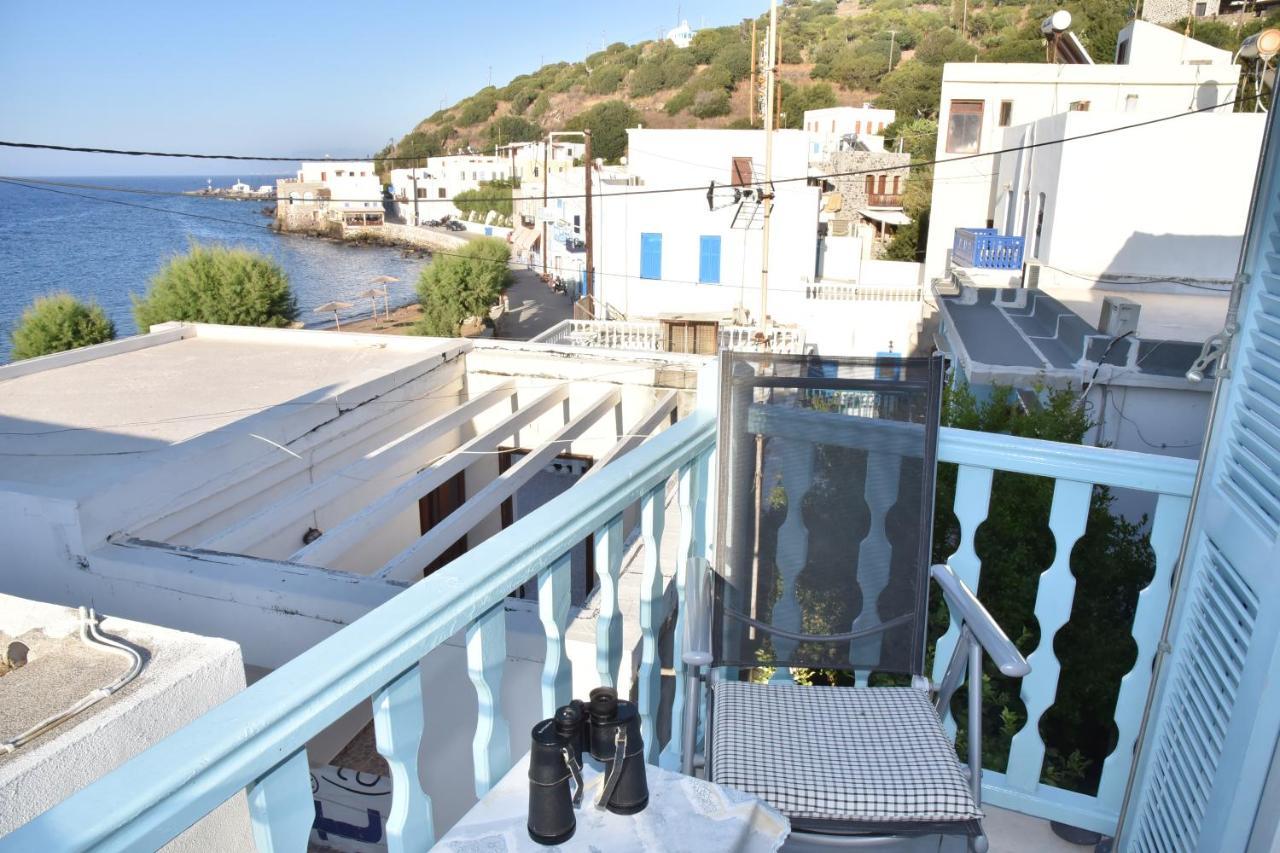 Traditional House By The Sea Mandrákion Esterno foto